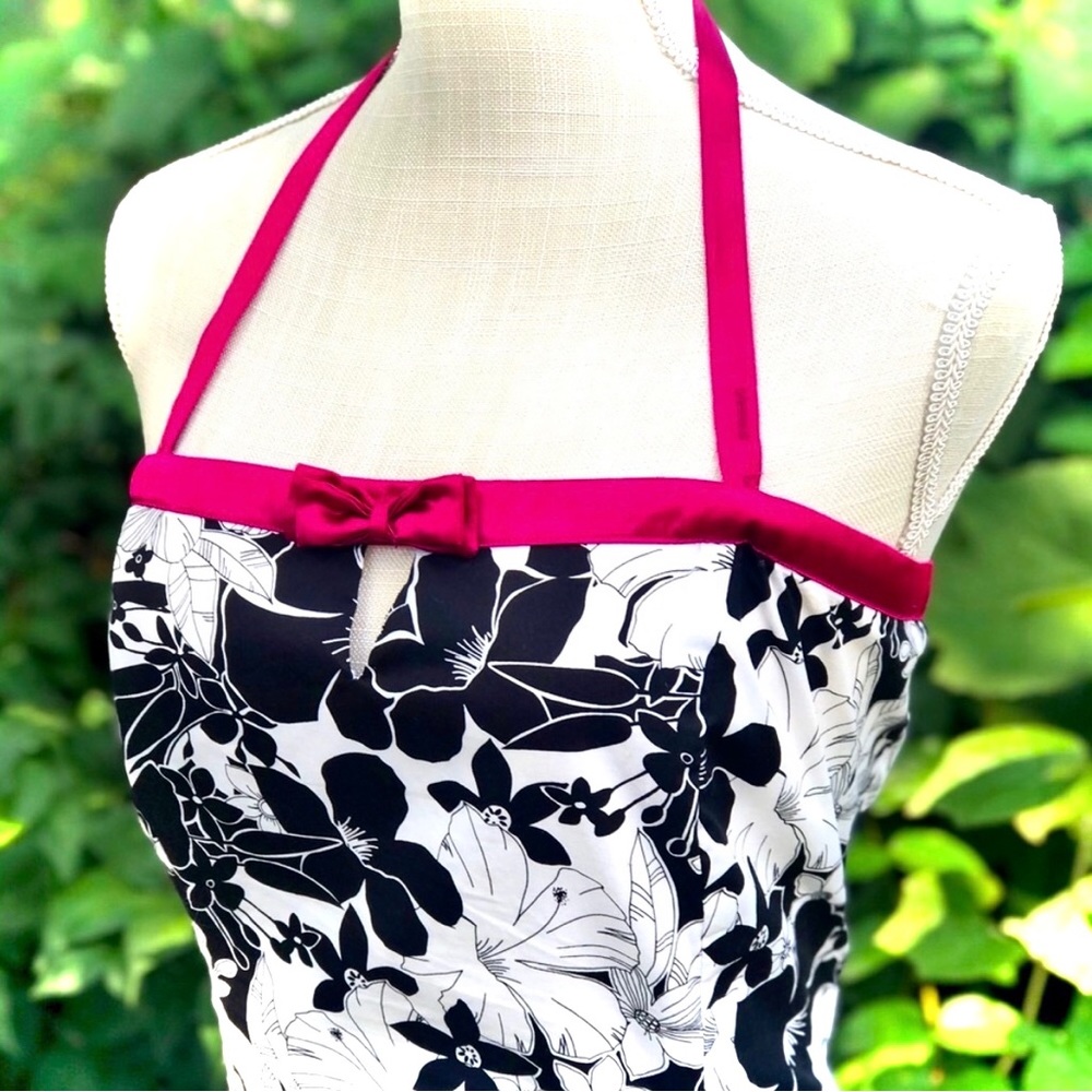 ROBBIE BEE | 10 | NWT PIN-UP SIGNATURE Black White Pink Floral Cupcake Bodice